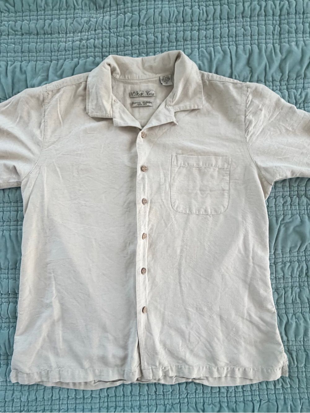Men's Casual Short-Sleeve Button-Down Shirt in Off-White-Med